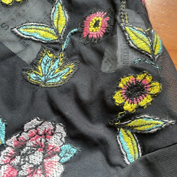 Zara Bodysuit - Picture 7 of 8